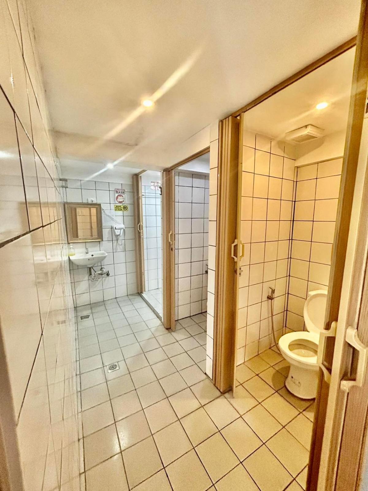 Courtyard Hotel Pasay Dış mekan fotoğraf
